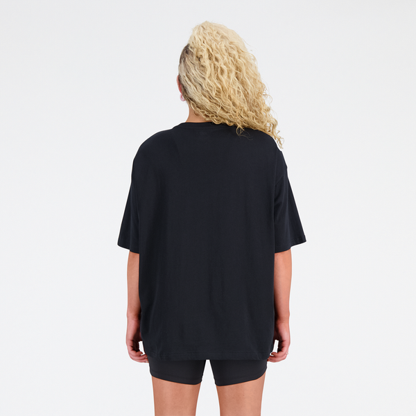 NEW BALANCE Essentials Stacked Logo Cotton Damen Oversize Shirt